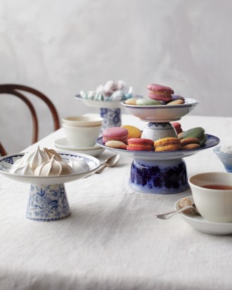 macarons presentoir bleu de chine porcelaine