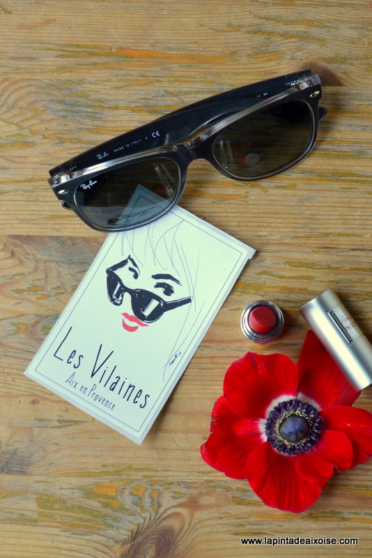 rosé rose vin les vilaines aix en provence rouge a levres lunettes noires ray ban anemones