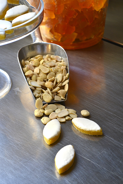 ingredients calissons aix provence amande melon glace royale