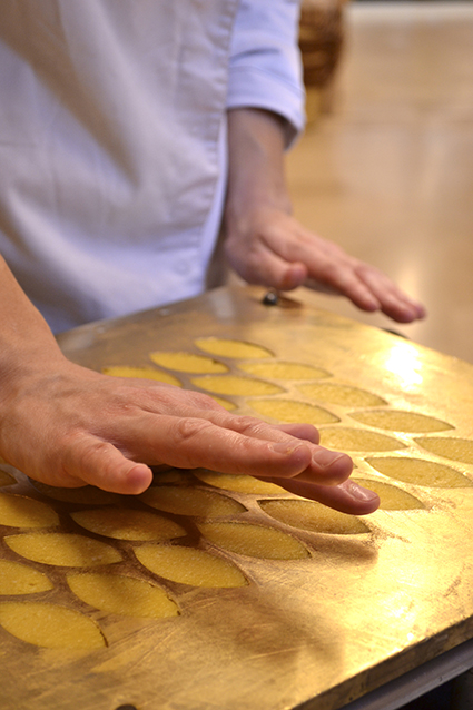 faconnage calisson aix provence amande roy rene rue gaston saporta